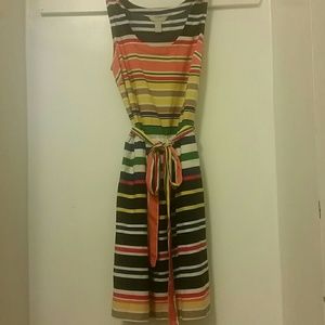 Banana Republic size 8 colorful striped dress